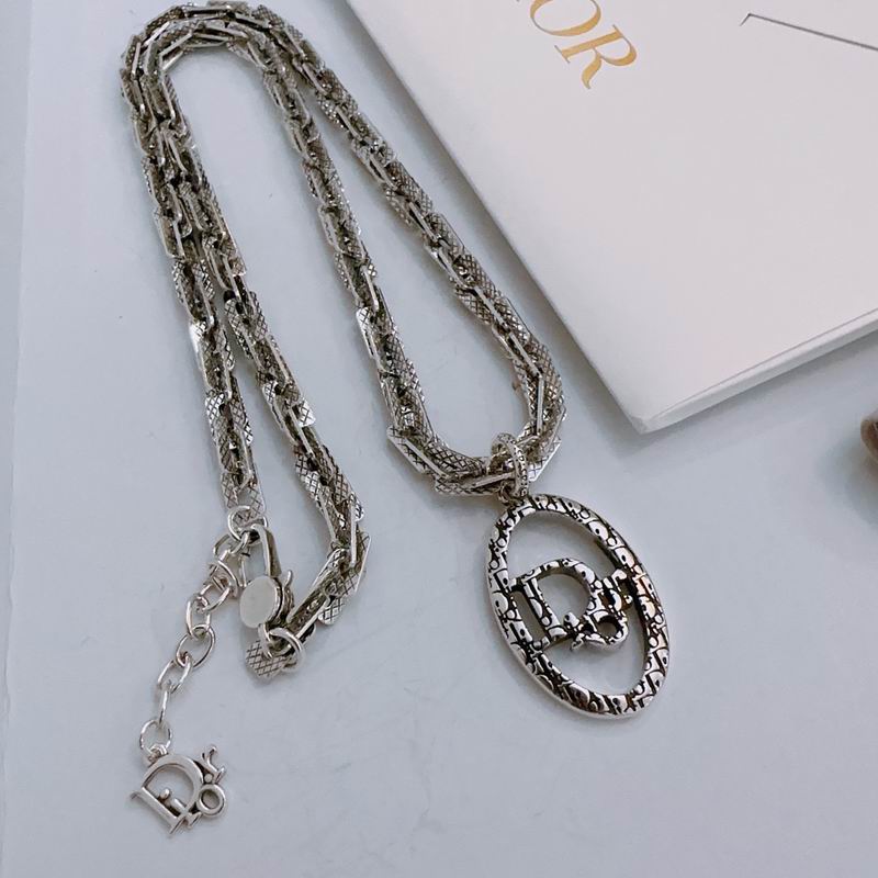Dior Necklace 05lyr282